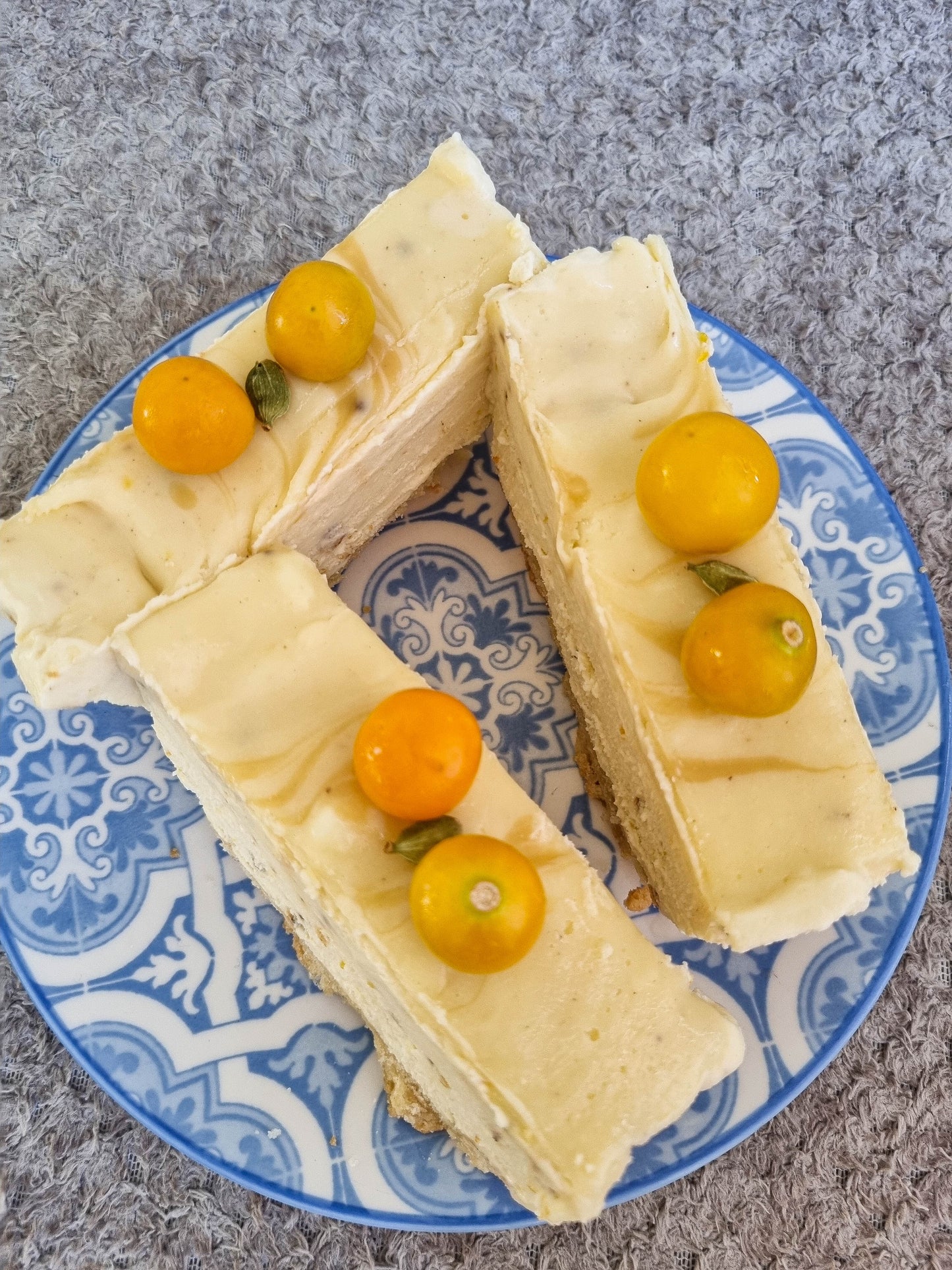 Signature Cheesecake Slices (5)